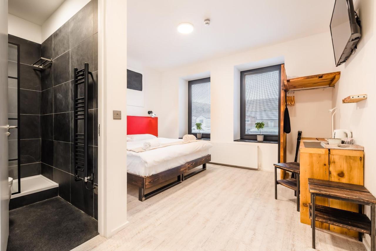 Cardiff Arms Bistro & Hotel Treorky Екстериор снимка
