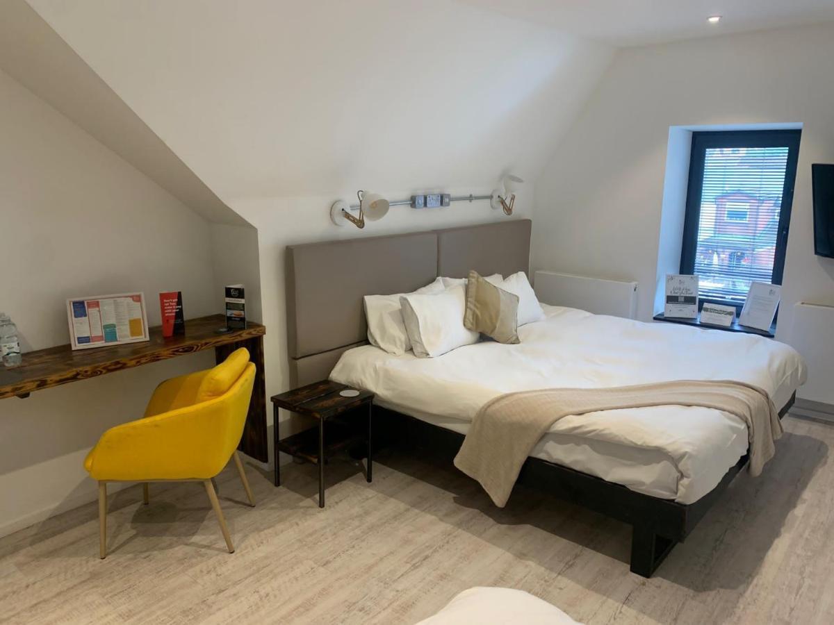 Cardiff Arms Bistro & Hotel Treorky Екстериор снимка